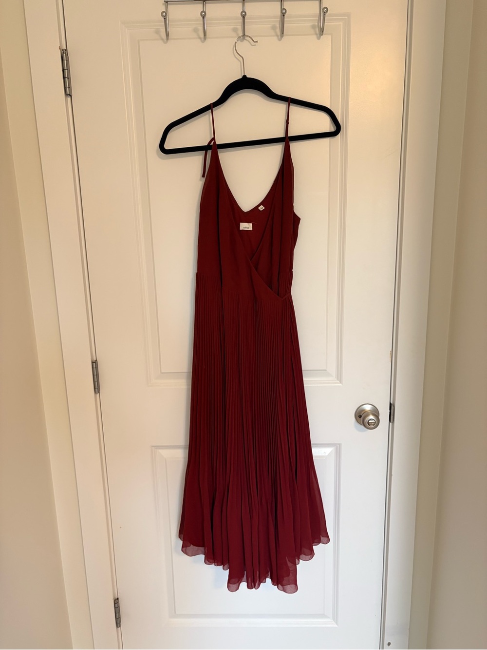 Wilfred Beaune Red Pleated Midi Dress